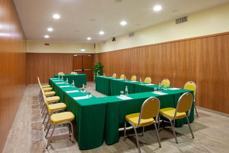 Holiday Inn Cagliari Holiday Inn Cagliari