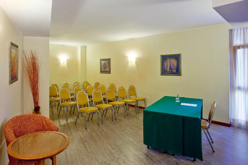 Holiday Inn Cagliari Holiday Inn Cagliari