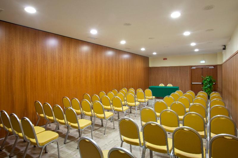Holiday Inn Cagliari Holiday Inn Cagliari