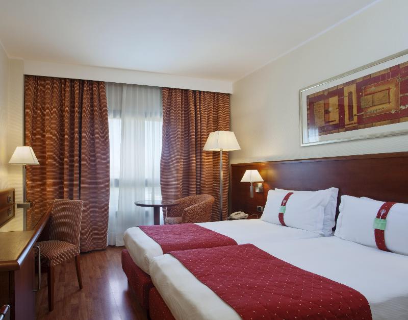 Holiday Inn Cagliari Holiday Inn Cagliari