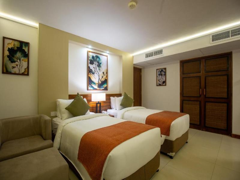 Pegasus Reef - A Beach Resort in Colombo image
