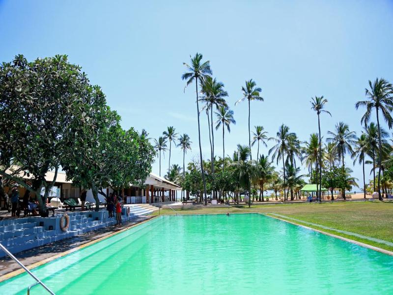 Pegasus Reef - A Beach Resort in Colombo image