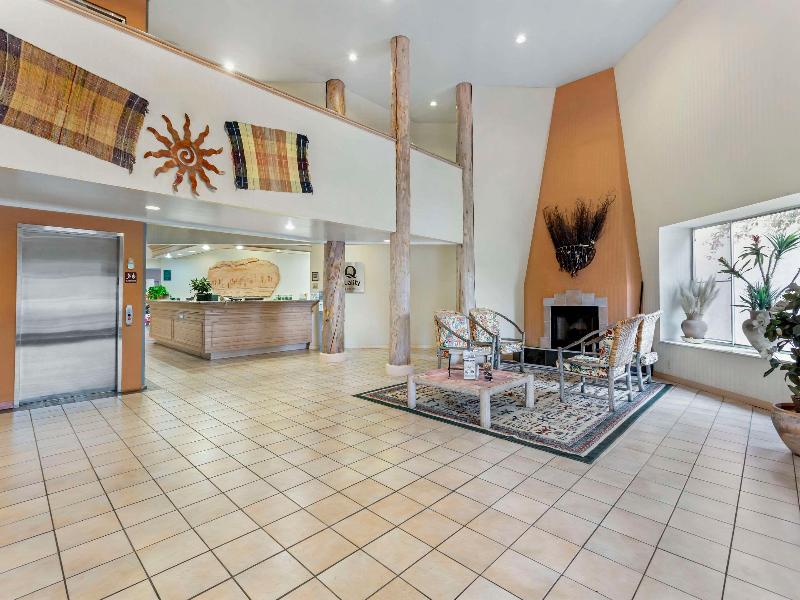 Quality Suites Moab Near Arches National Park image