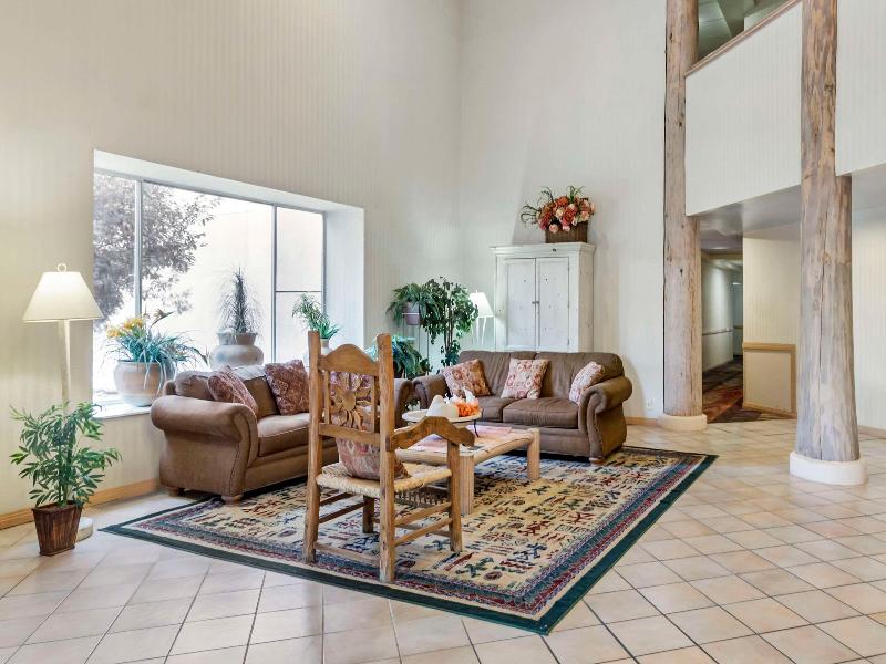 Quality Suites Moab Near Arches National Park image