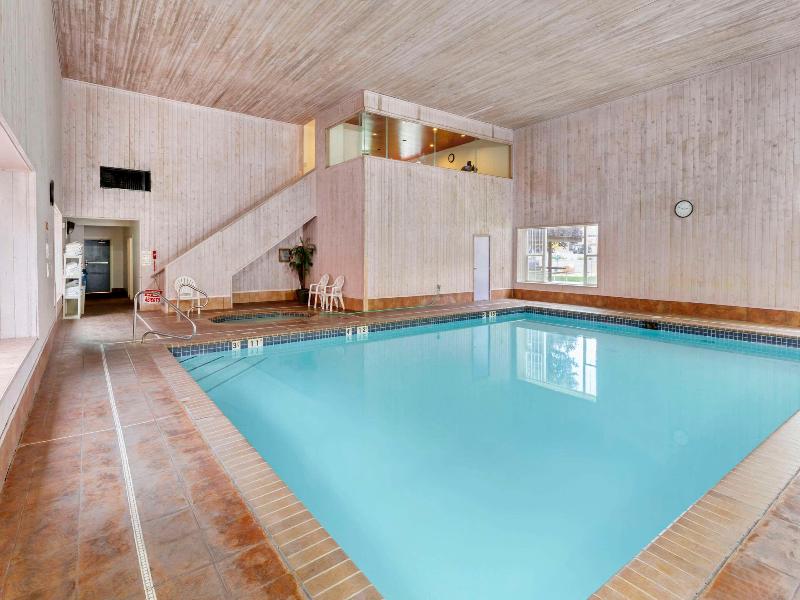 Quality Suites Moab Near Arches National Park image