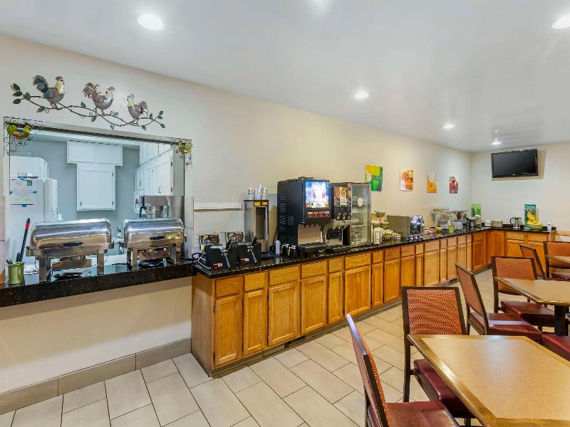 Quality Suites Moab Near Arches National Park image