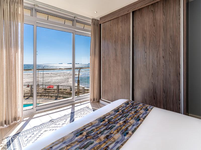 Lagoon Beach Hotel image