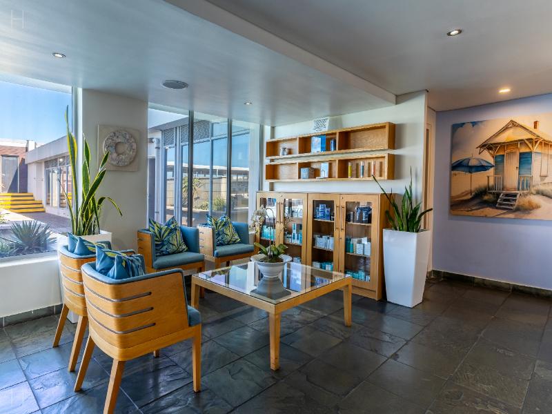 Lagoon Beach Hotel image
