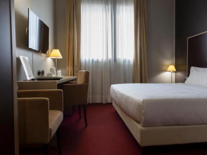 Art Hotel Olympic image