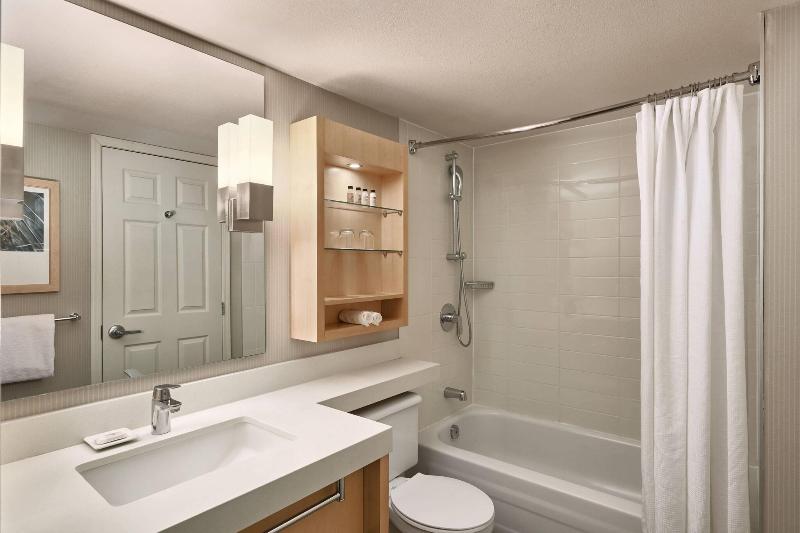 Delta Hotels Whistler Village Suites image
