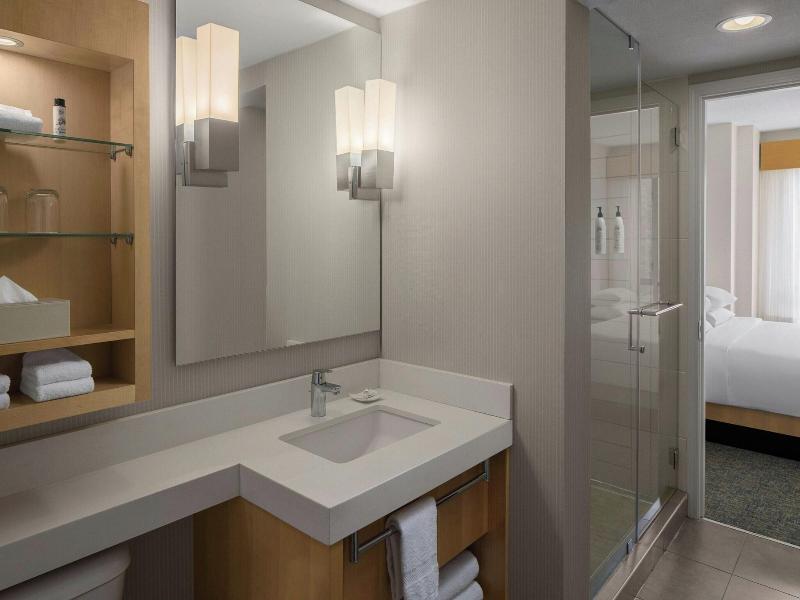 Delta Hotels Whistler Village Suites image