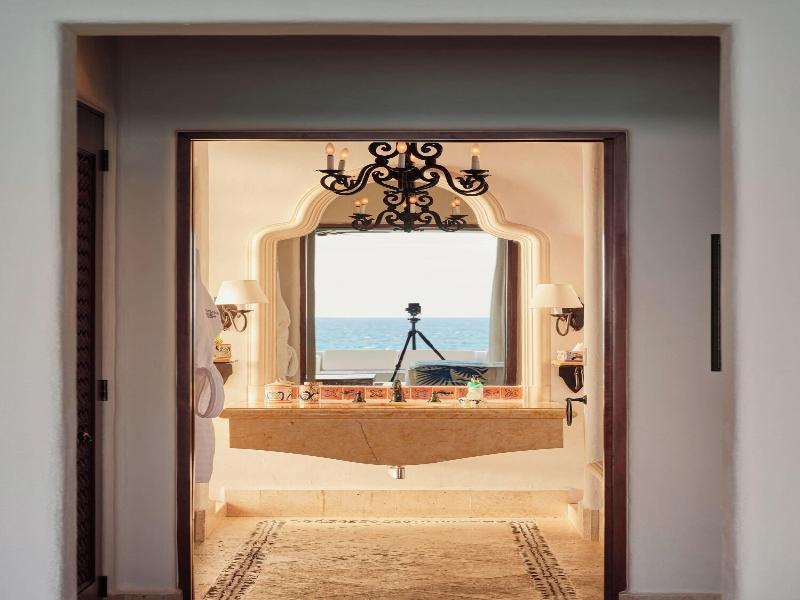 Las Ventanas al Paraiso image