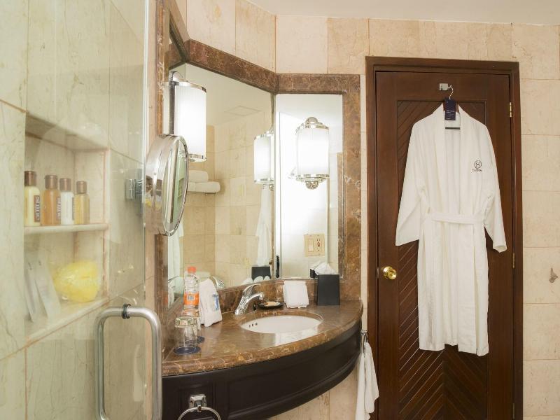 Sheraton Chihuahua Soberano image