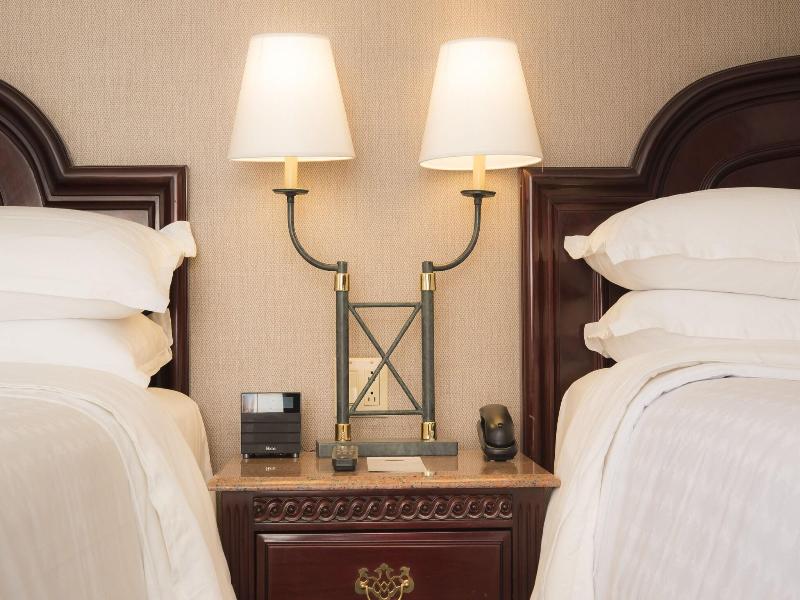 Sheraton Chihuahua Soberano image