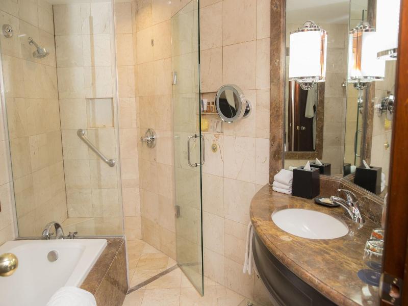 Sheraton Chihuahua Soberano image