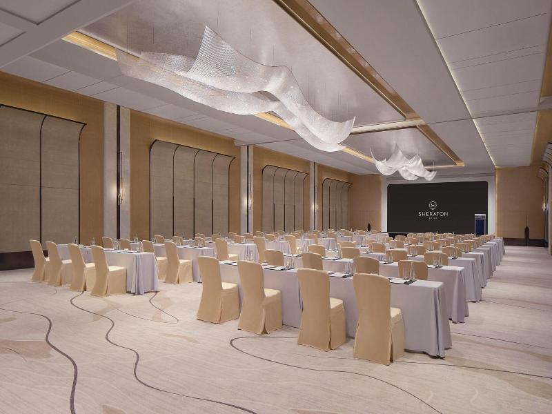Sheraton Hong Kong Hotel & Towers image
