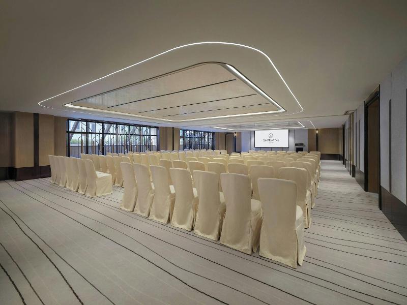 Sheraton Hong Kong Hotel & Towers image