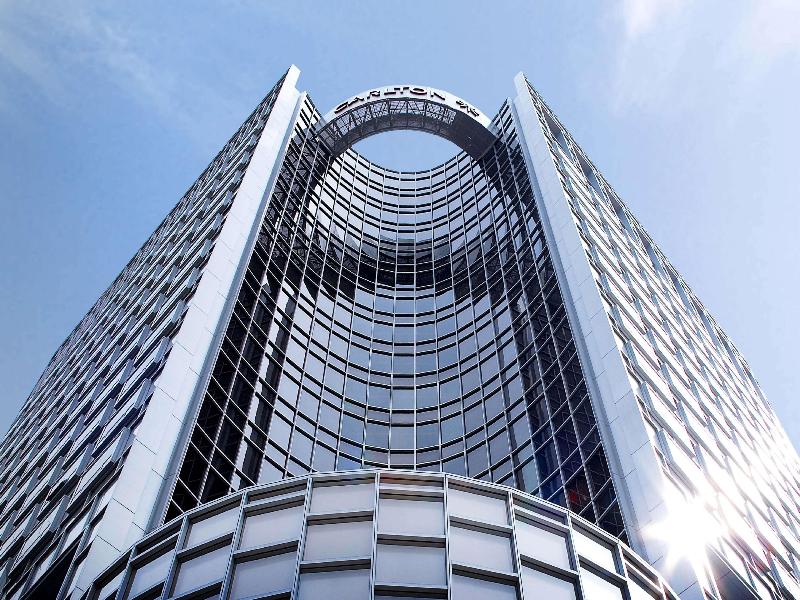 Carlton Hotel Singapore image