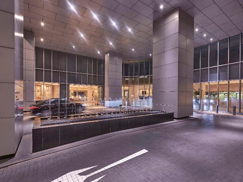 Carlton Hotel Singapore image