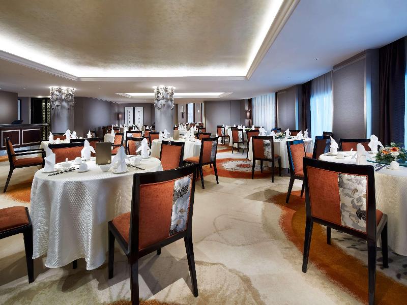 Carlton Hotel Singapore image