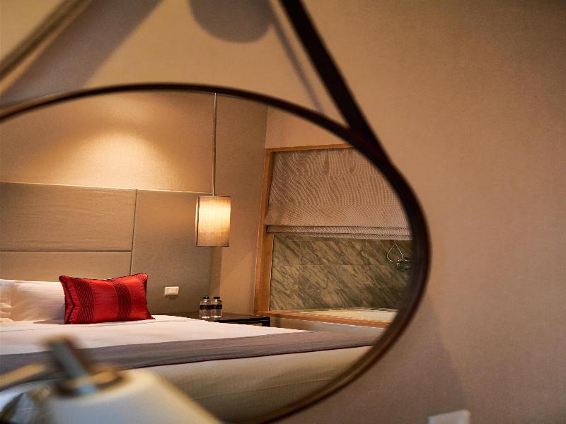 Carlton Hotel Singapore image