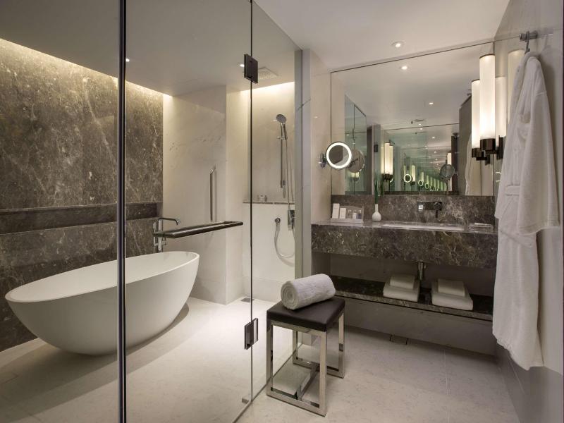 Carlton Hotel Singapore image
