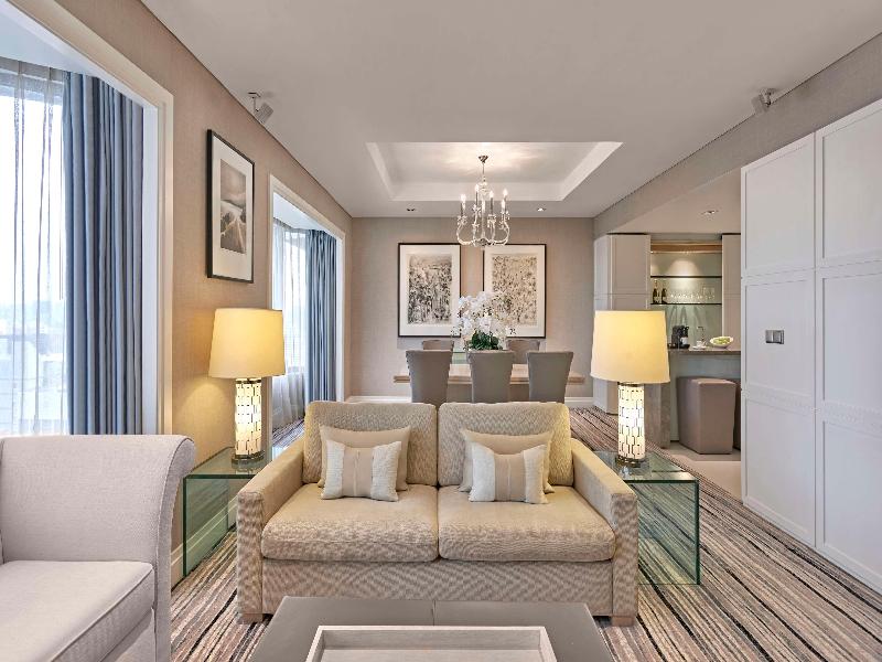 Carlton Hotel Singapore image