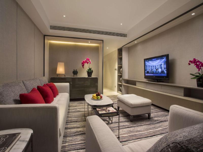 Carlton Hotel Singapore image