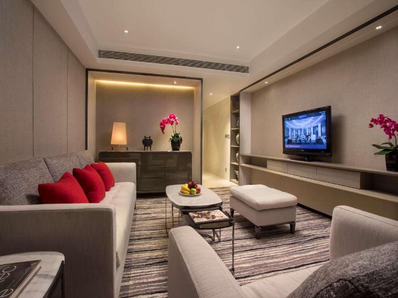 Carlton Hotel Singapore image