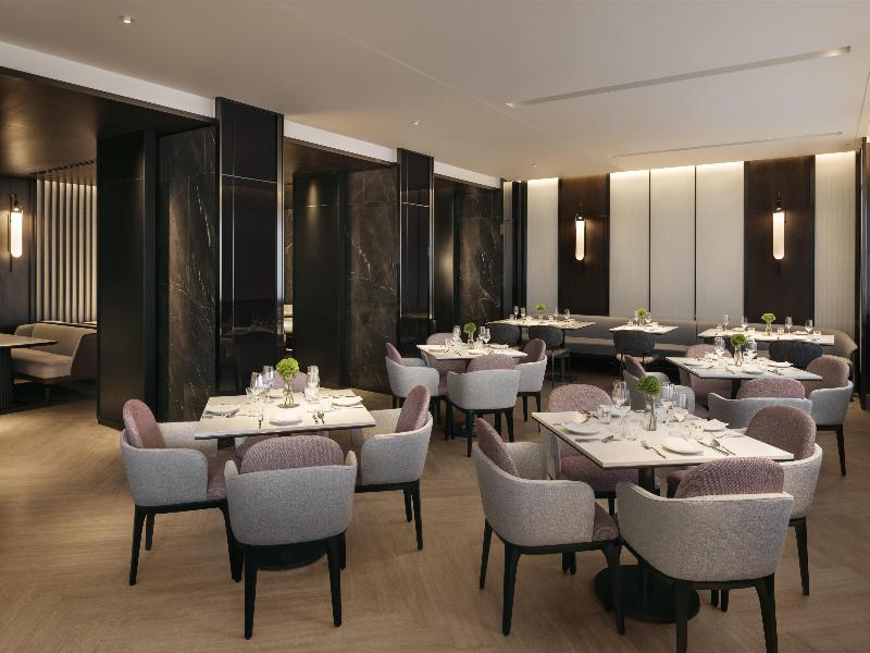 Hilton Singapore Orchard image