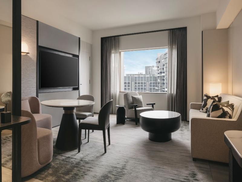 Hilton Singapore Orchard image