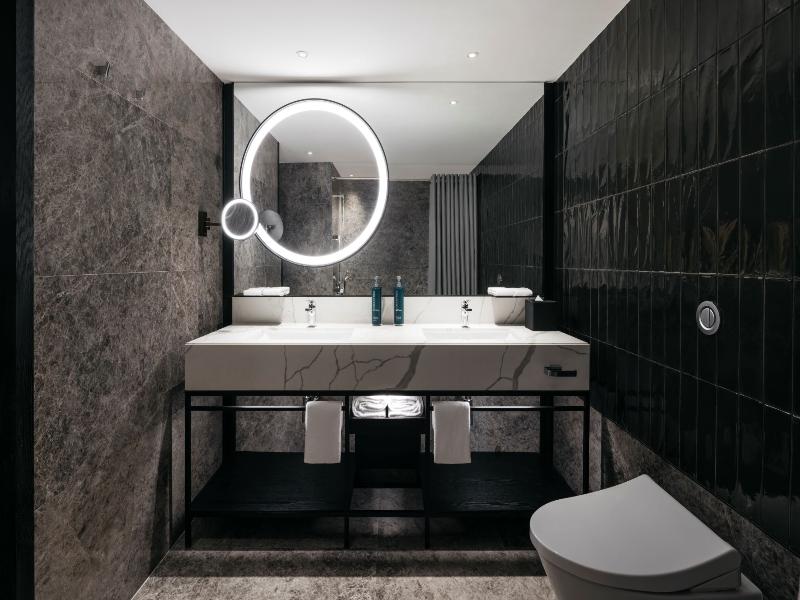 Hilton Singapore Orchard image