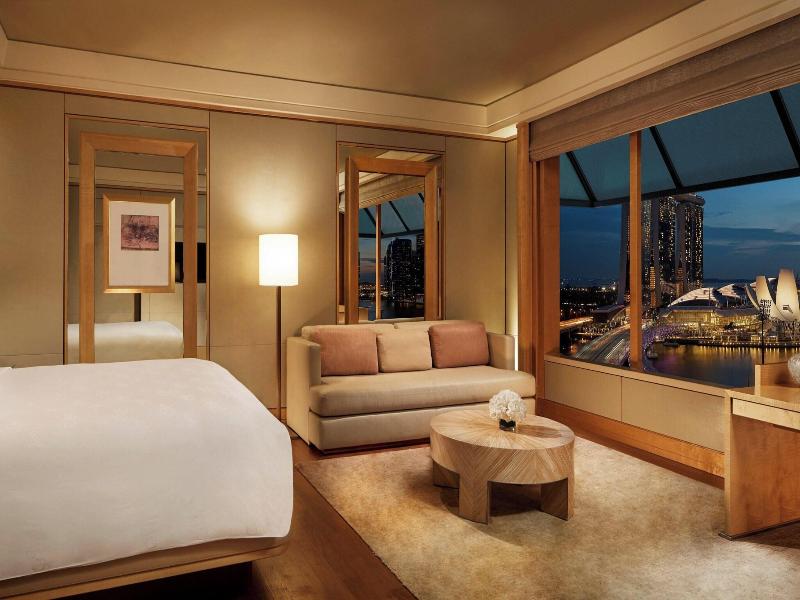 The Ritz-Carlton, Millenia Singapore image