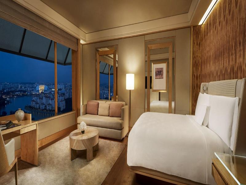 The Ritz-Carlton, Millenia Singapore image