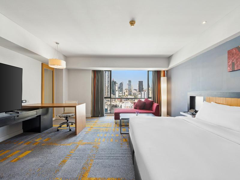 room detail thumbnail 1