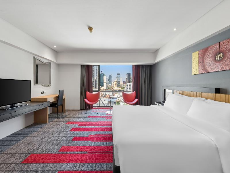 room detail thumbnail 1