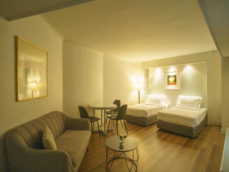 Grand China Hotel image
