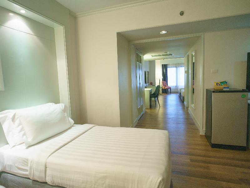 Grand China Hotel image