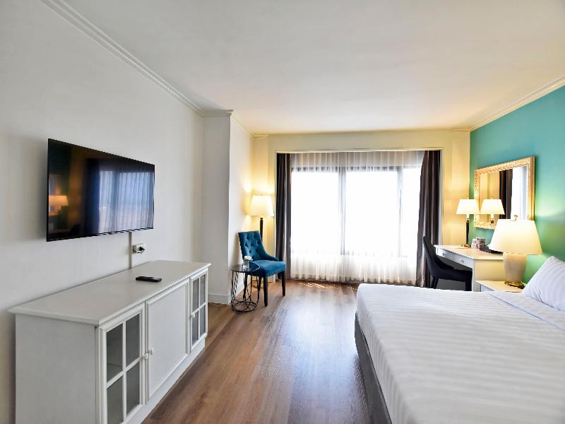 Grand China Hotel image