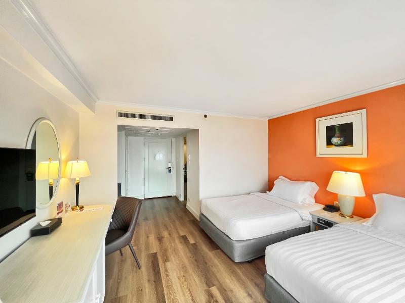 Grand China Hotel image