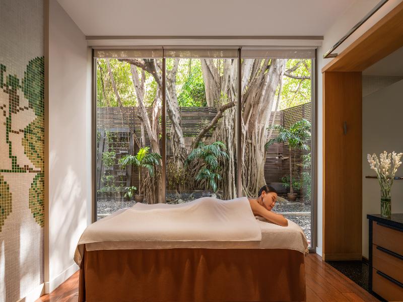 Millennium Hilton Bangkok image
