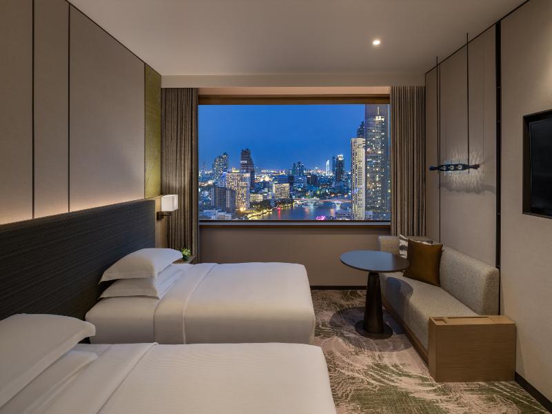 Millennium Hilton Bangkok image