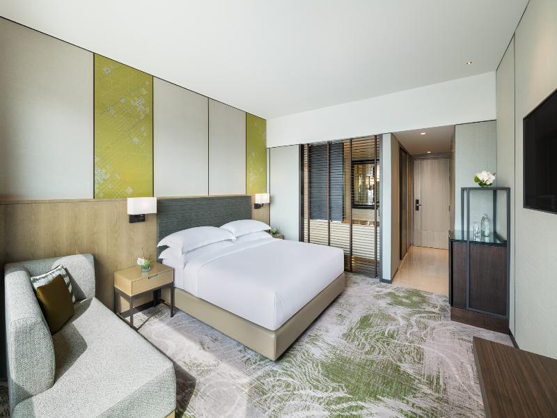 Millennium Hilton Bangkok image