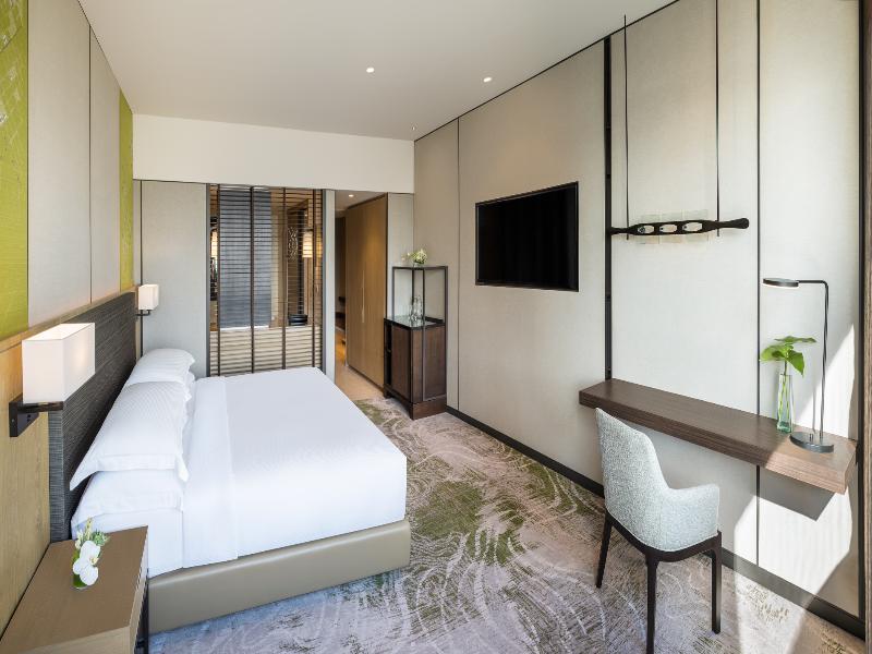 Millennium Hilton Bangkok image