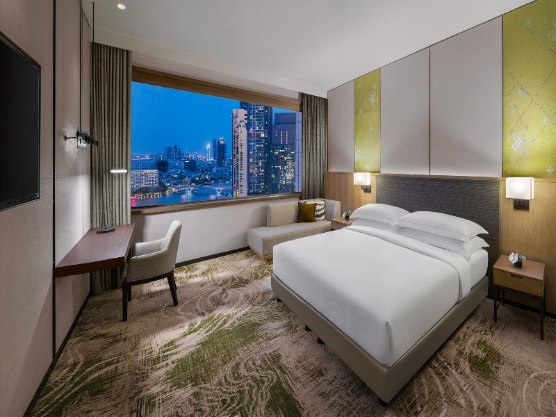 Millennium Hilton Bangkok image