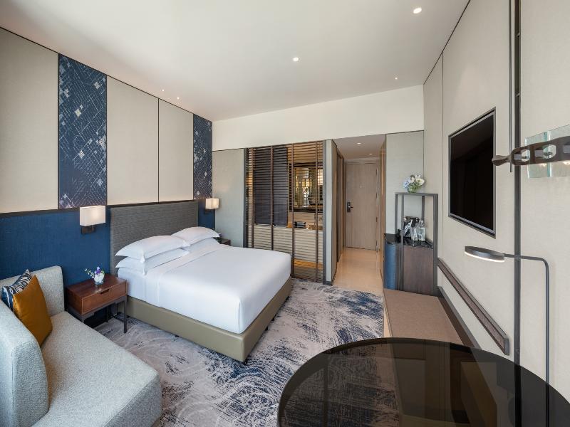 Millennium Hilton Bangkok image