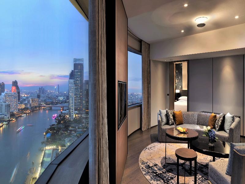 Millennium Hilton Bangkok image