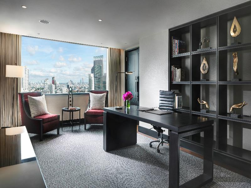 Millennium Hilton Bangkok image