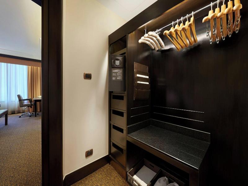 Sheraton Grande Sukhumvit image