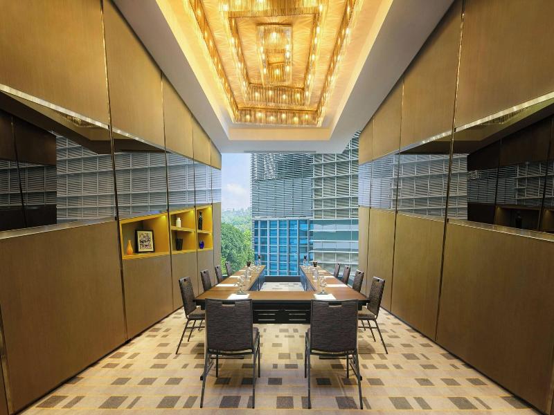 Le Meridien Kuala Lumpur image